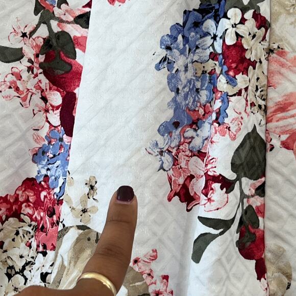 WHBM Floral Pink Cream Feminine Modest A Line Circle Skirt Womens Size 6 - Picture 8 of 14